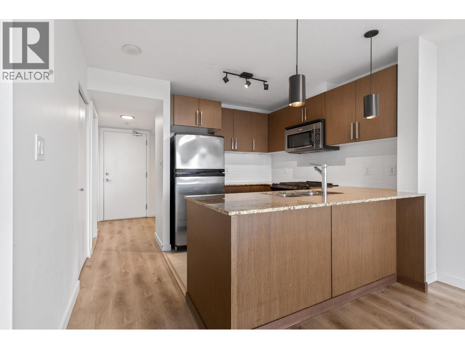 2203 9868 Cameron Street, Burnaby, British Columbia  V3J 0A5 - Photo 6 - R3108029