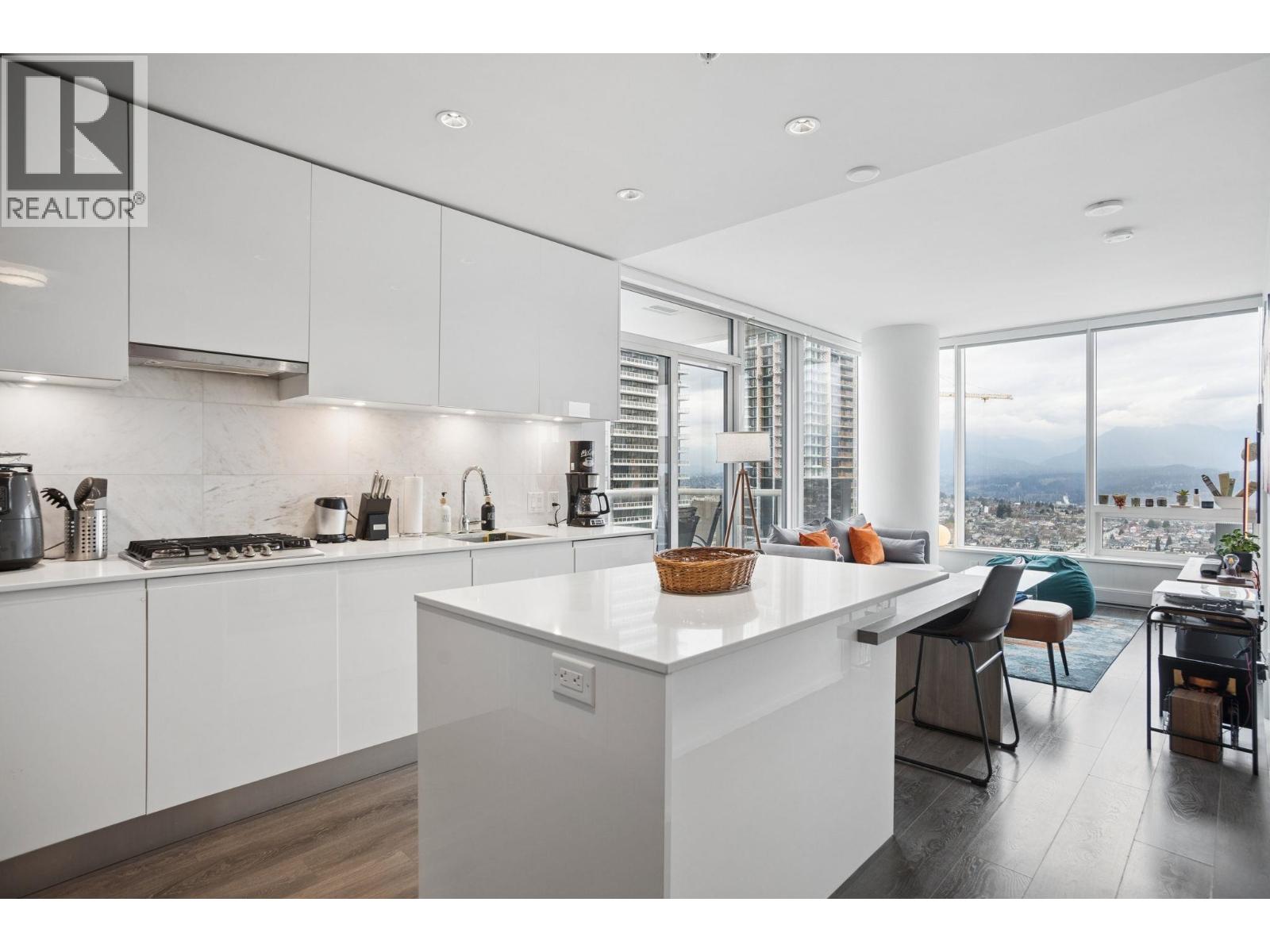 4609 1955 Alpha Way, Burnaby, British Columbia  V5C 0K6 - Photo 11 - R3108039