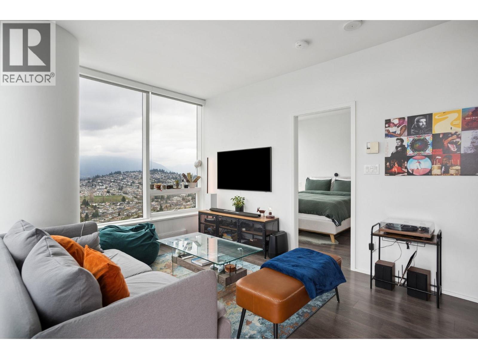 4609 1955 Alpha Way, Burnaby, British Columbia  V5C 0K6 - Photo 3 - R3108039