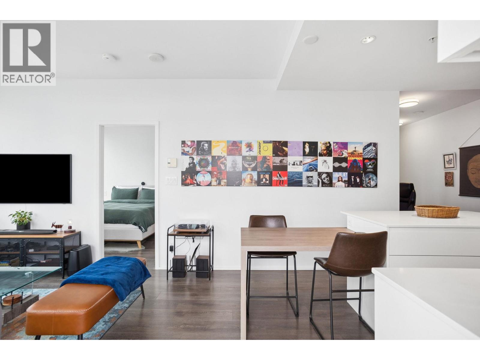 4609 1955 Alpha Way, Burnaby, British Columbia  V5C 0K6 - Photo 8 - R3108039