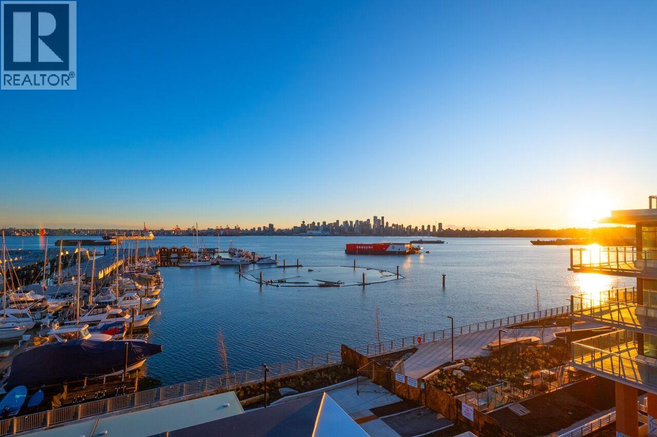 520 755 Harbourside Drive, North Vancouver, British Columbia  V7P 0G1 - Photo 1 - R3108041