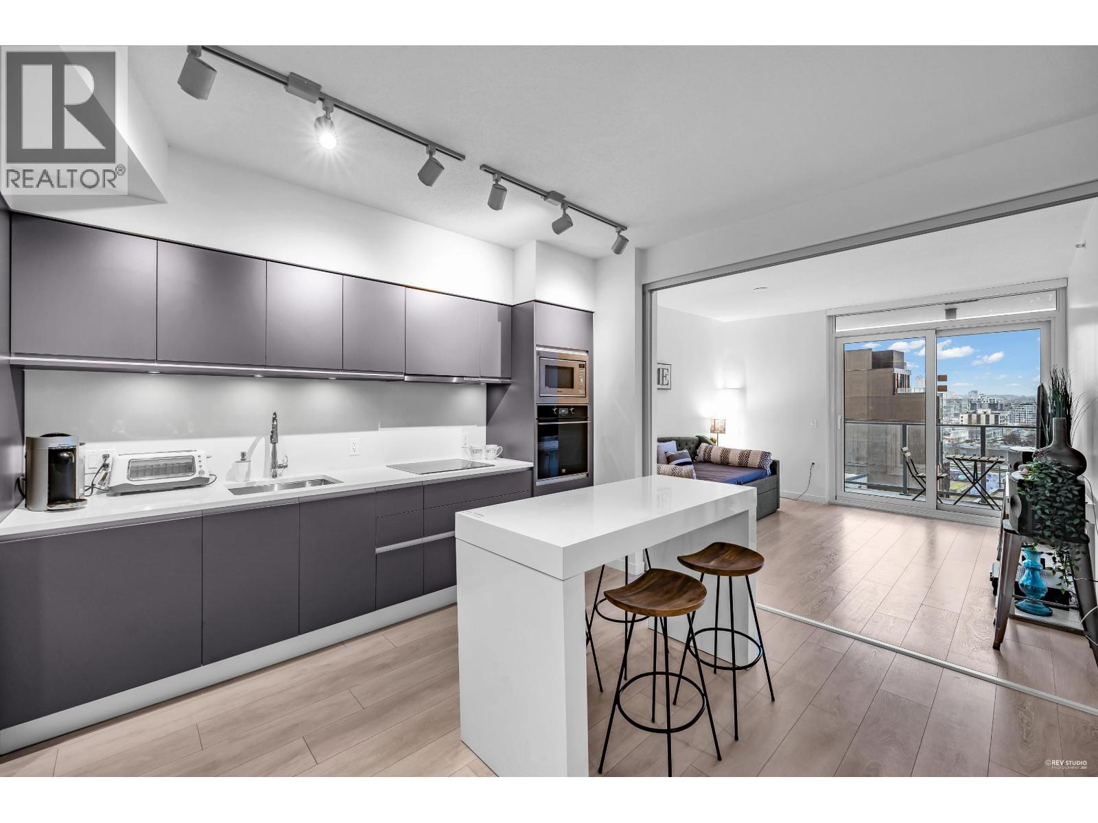 1021 180 E 2nd Avenue, Vancouver, British Columbia  V5T 0K4 - Photo 4 - R3108050