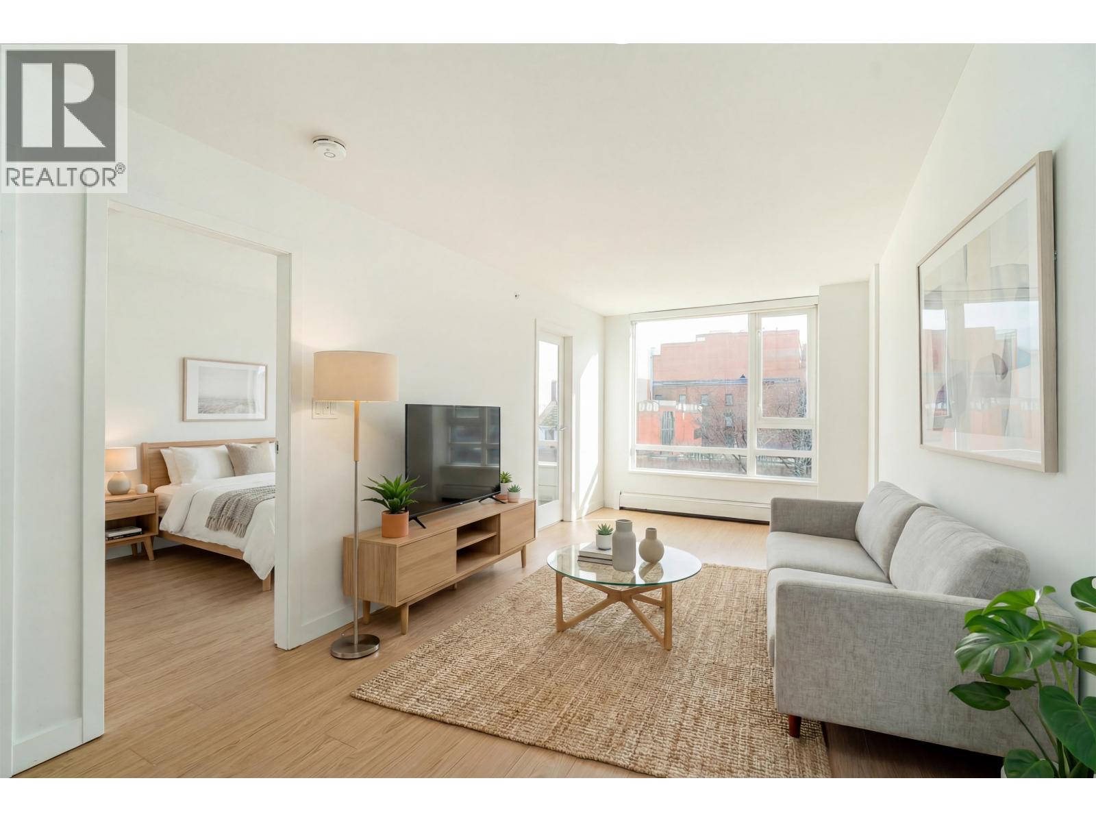 716 188 KEEFER STREET, Vancouver, British Columbia