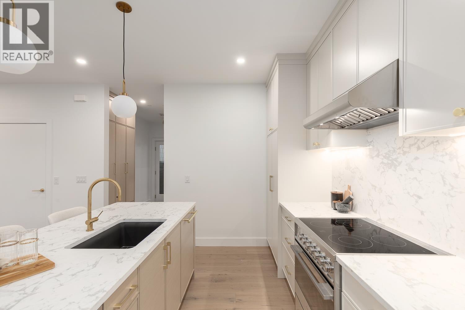 462 E 17th Avenue, Vancouver, British Columbia  V5V 1B1 - Photo 7 - R3108059