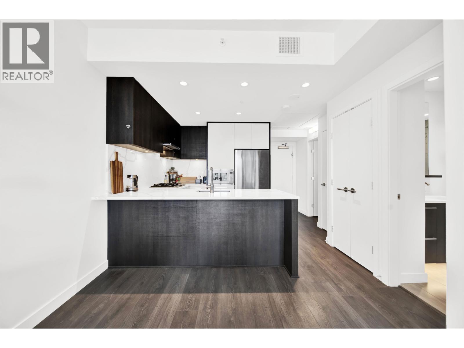 2005 567 Clarke Road, Coquitlam, British Columbia V3J 0K7 - Photo 4 - R3108067