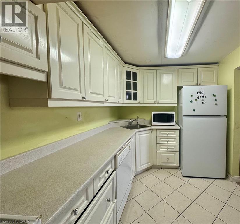 202 Essex Point Drive Unit# Lower, Cambridge, Ontario N1T 1Z1 - Photo 9 - 40817954