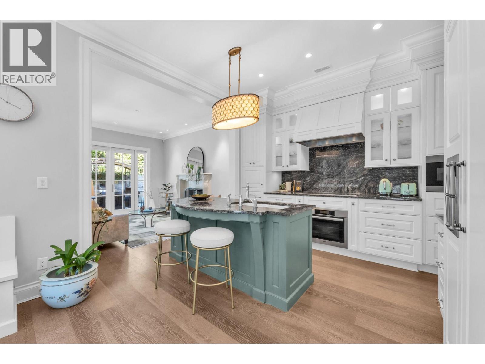 4348 Erwin Drive, West Vancouver, British Columbia  V7V 1H6 - Photo 8 - R3108012