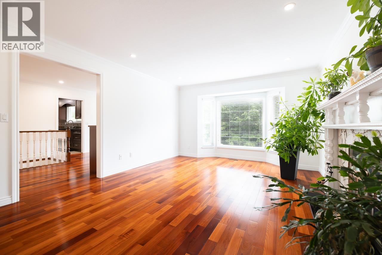 432 Riverview Crescent, Coquitlam, British Columbia  V3C 4X8 - Photo 12 - R3108045