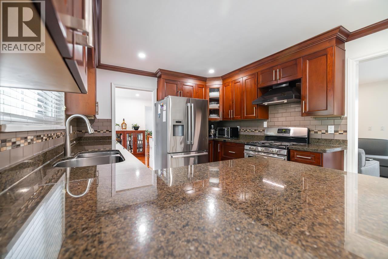 432 Riverview Crescent, Coquitlam, British Columbia  V3C 4X8 - Photo 15 - R3108045