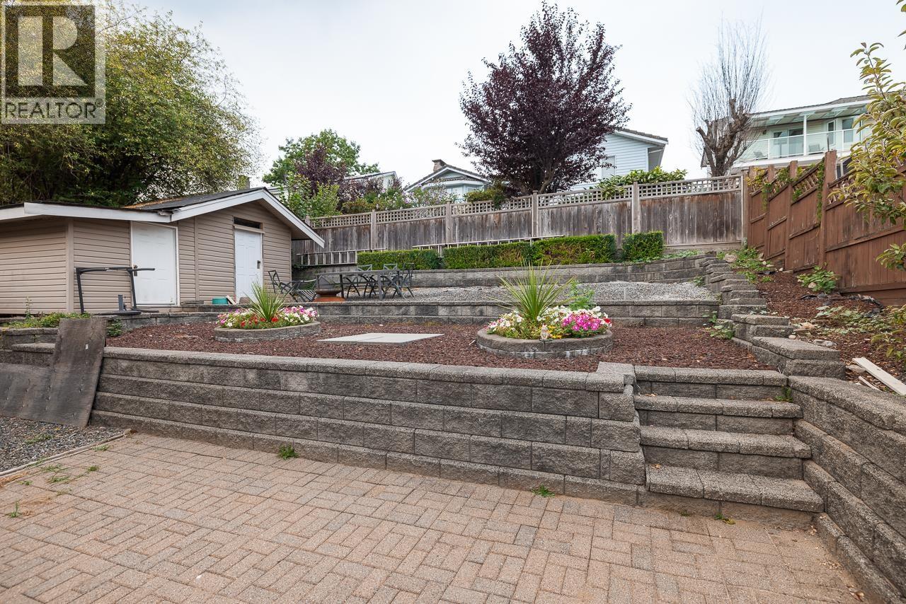 432 Riverview Crescent, Coquitlam, British Columbia  V3C 4X8 - Photo 27 - R3108045