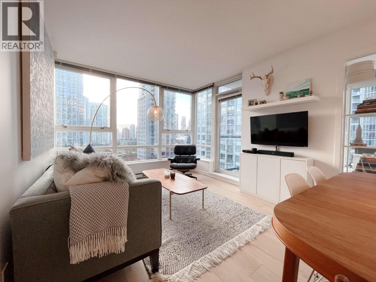 1110 928 Beatty Street, Vancouver, British Columbia  V6Z 3G6 - Photo 3 - R3107357