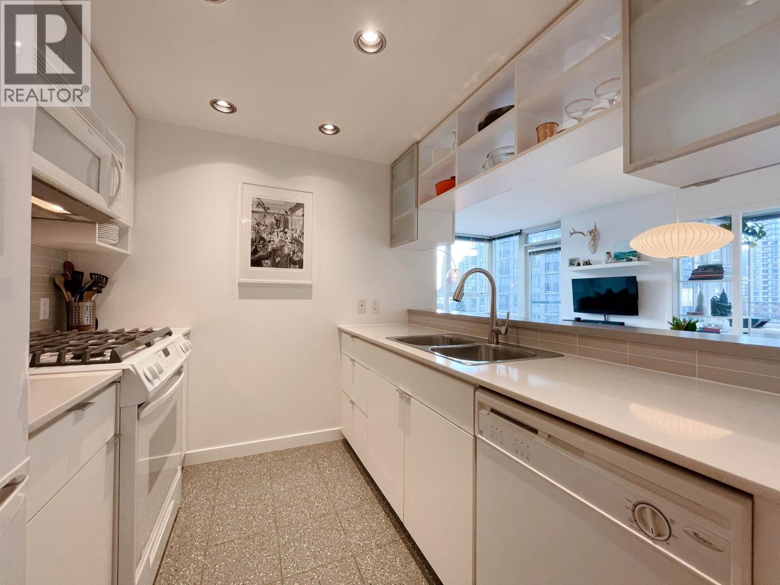 1110 928 Beatty Street, Vancouver, British Columbia  V6Z 3G6 - Photo 7 - R3107357