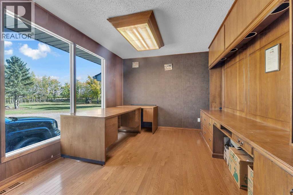 233081 Glenmore View Road, Rural Rocky View County, Alberta  T2P 2G6 - Photo 14 - A2261533