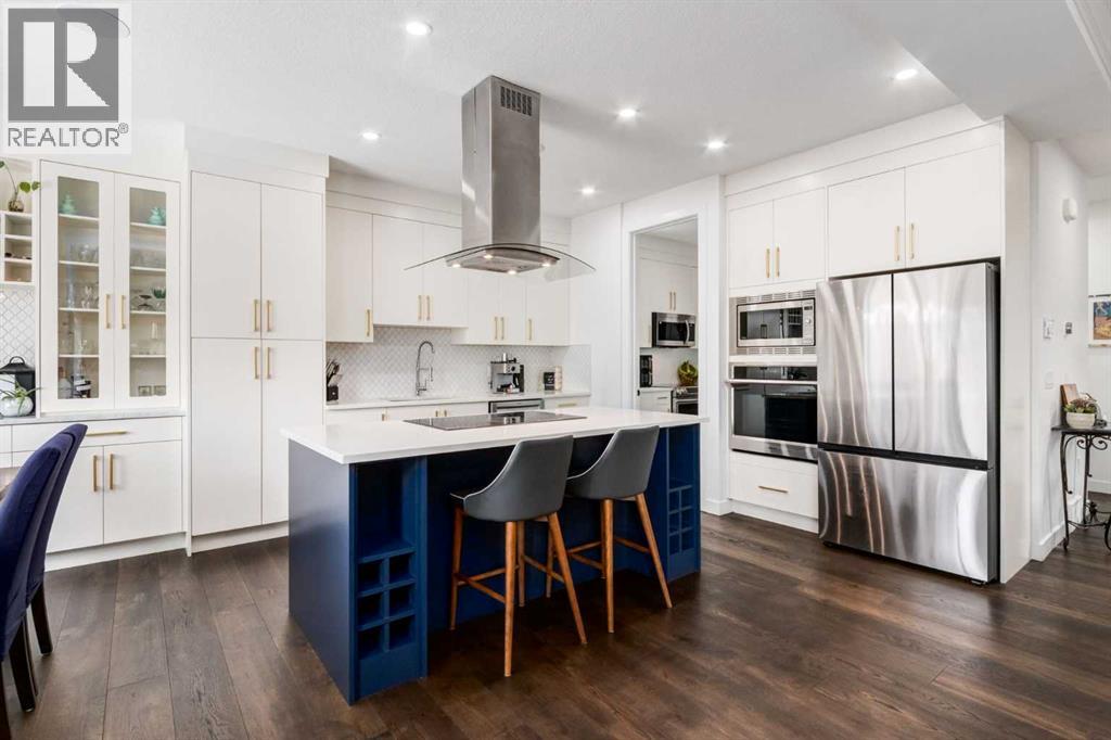 305 Kinniburgh Cove, Chestermere, Alberta  T1X 0Y7 - Photo 6 - A2299246