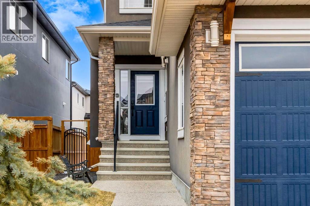 305 Kinniburgh Cove, Chestermere, Alberta  T1X 0Y7 - Photo 2 - A2299246