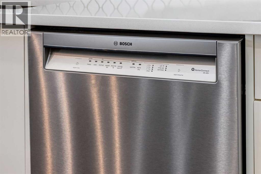 305 Kinniburgh Cove, Chestermere, Alberta  T1X 0Y7 - Photo 12 - A2299246