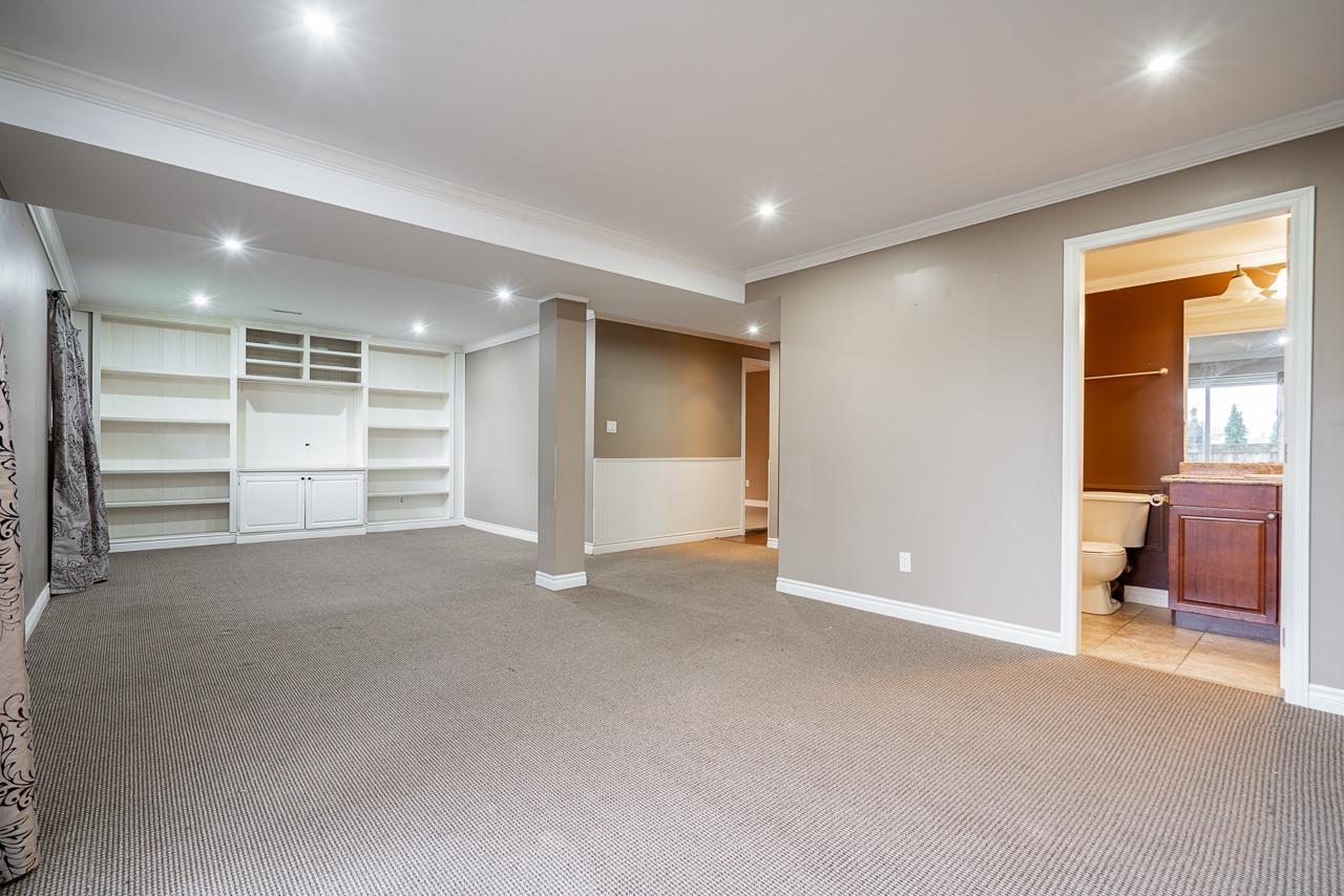 2262 Willoughby Way, Langley, British Columbia  V2Y 1C1 - Photo 27 - R3108060