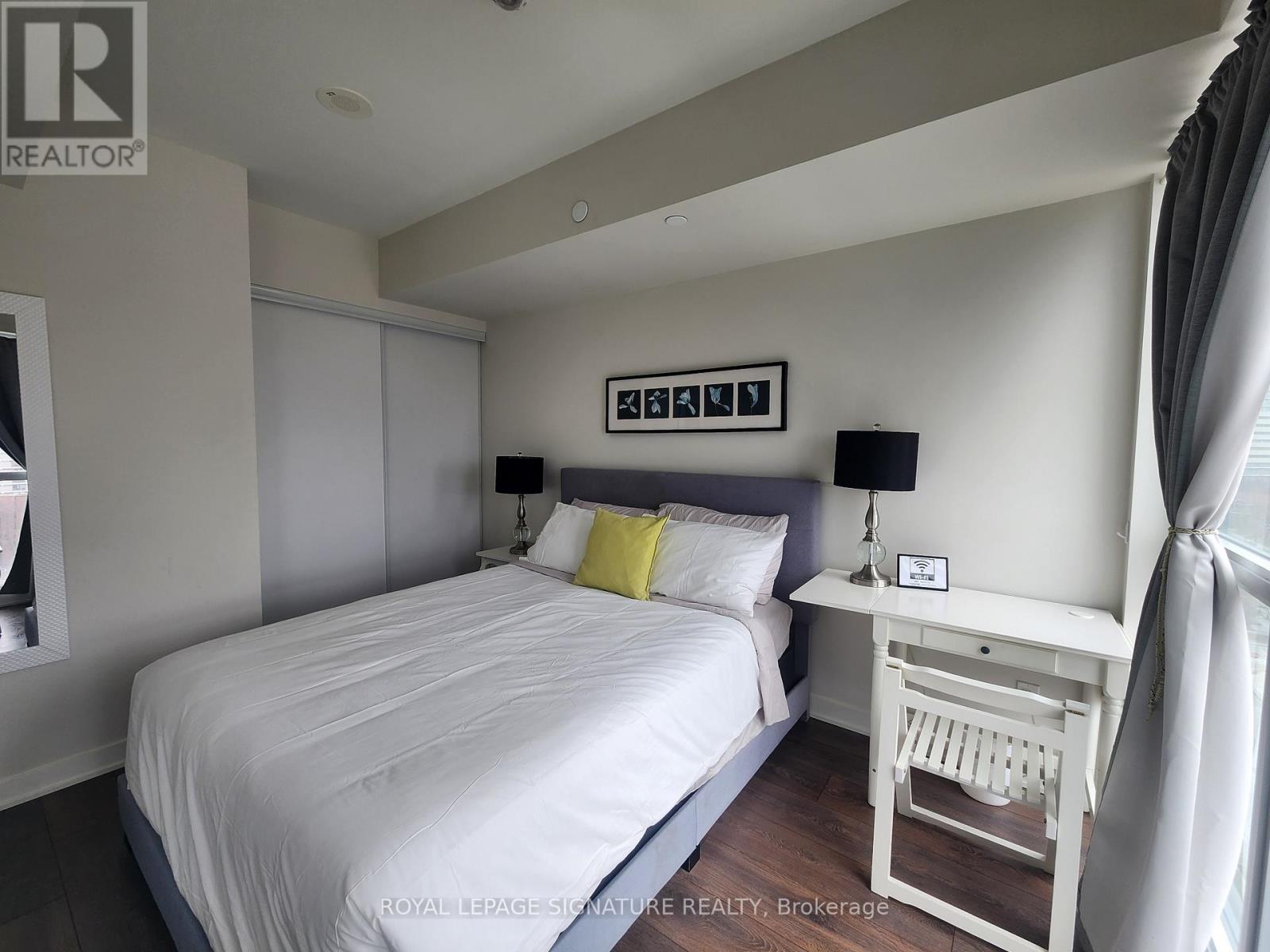 808 - 2 Sonic Way, Toronto, Ontario  M3C 0P2 - Photo 12 - C12968156