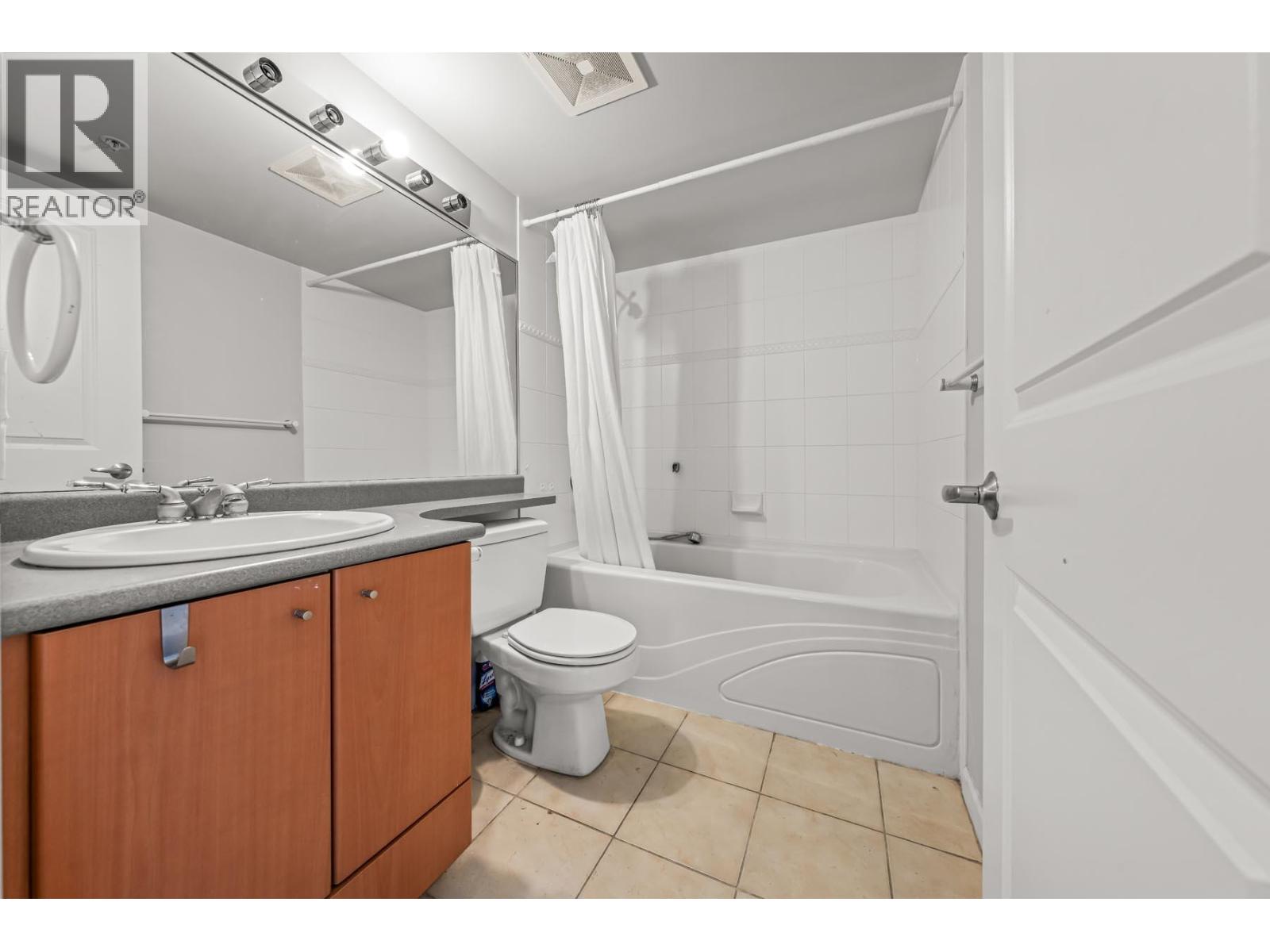 2105 4398 Buchanan Street, Burnaby, British Columbia  V5C 6R7 - Photo 14 - R3107816