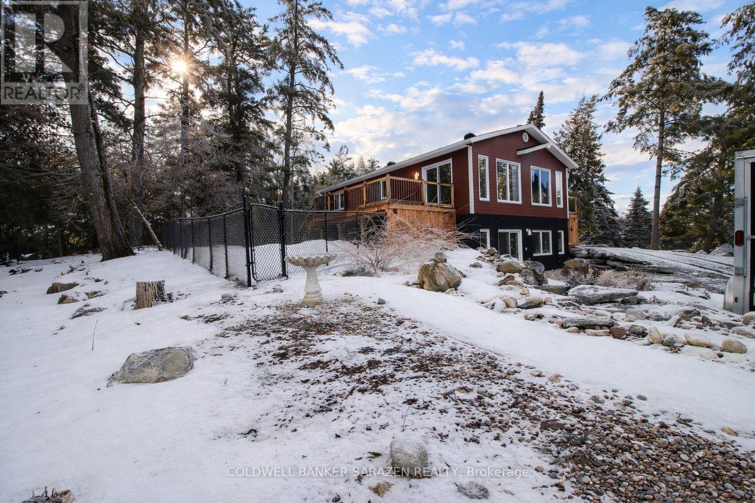 2981 White Lake Road, Mcnab/braeside, Ontario  K0A 3L0 - Photo 2 - X12968142