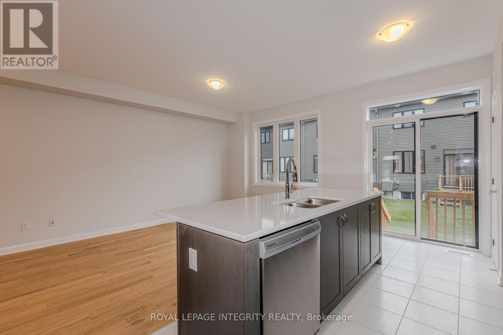 66 Osler Street, Ottawa, Ontario  K2W 0M1 - Photo 11 - X12968144