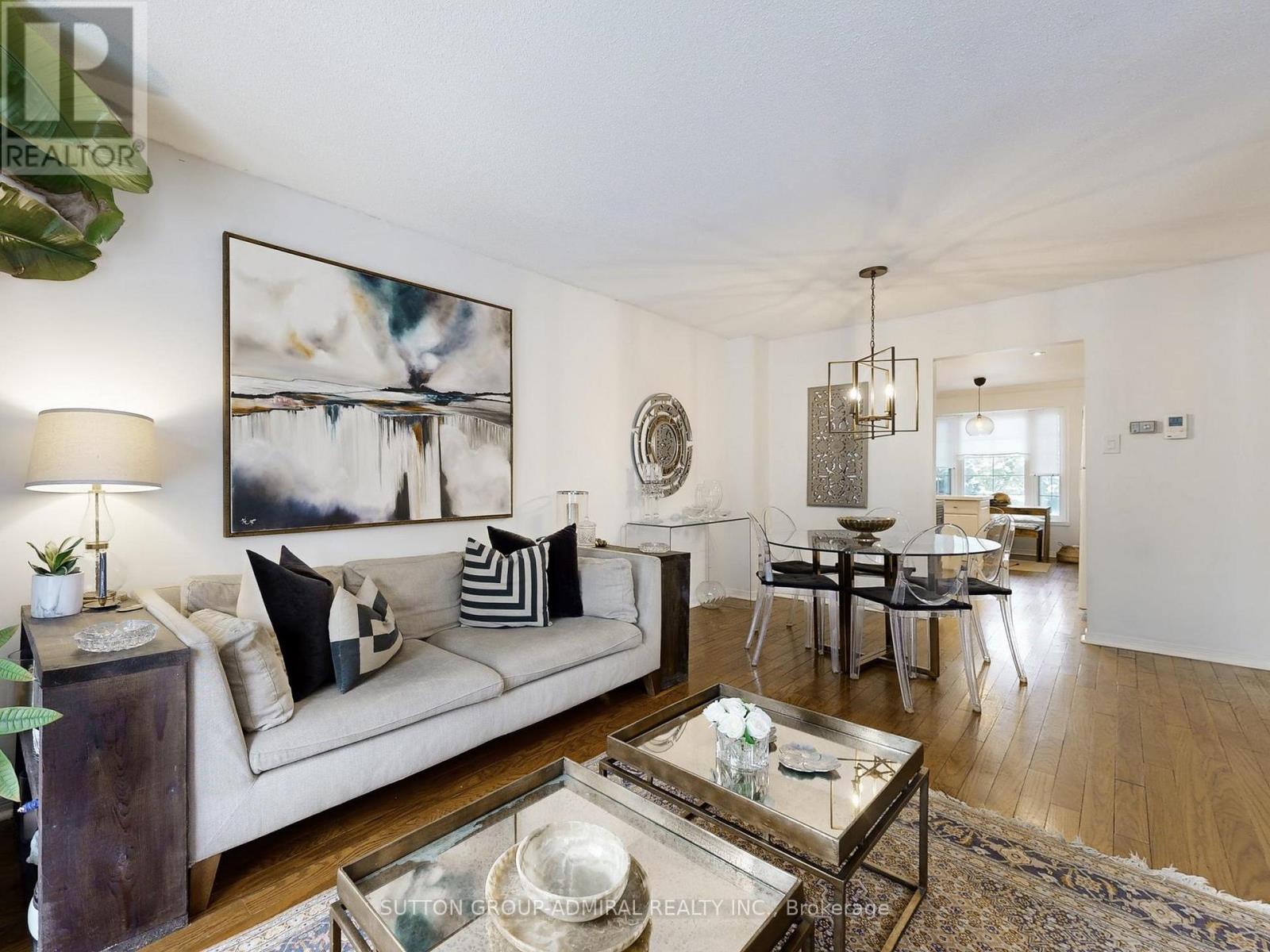 19 Backus Court, Markham, Ontario  L3P 6V6 - Photo 7 - N12968168