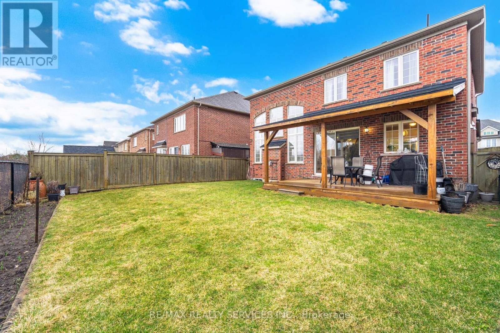 23 Twistleton Street, Caledon, Ontario  L7C 3V9 - Photo 50 - W12956728