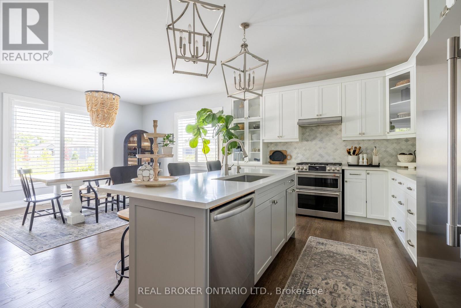 19 Cheslock Crescent, Oro-Medonte (Warminster), Ontario  L3V 8N8 - Photo 10 - S12968152