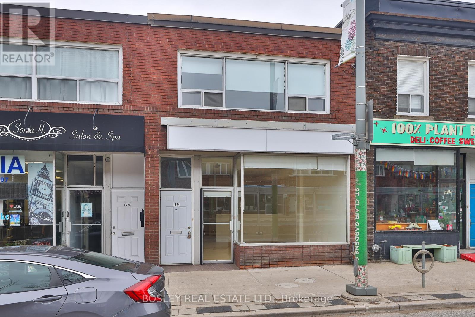 1674 St Clair Avenue W, Toronto, Ontario  M6N 1H8 - Photo 2 - W12968138