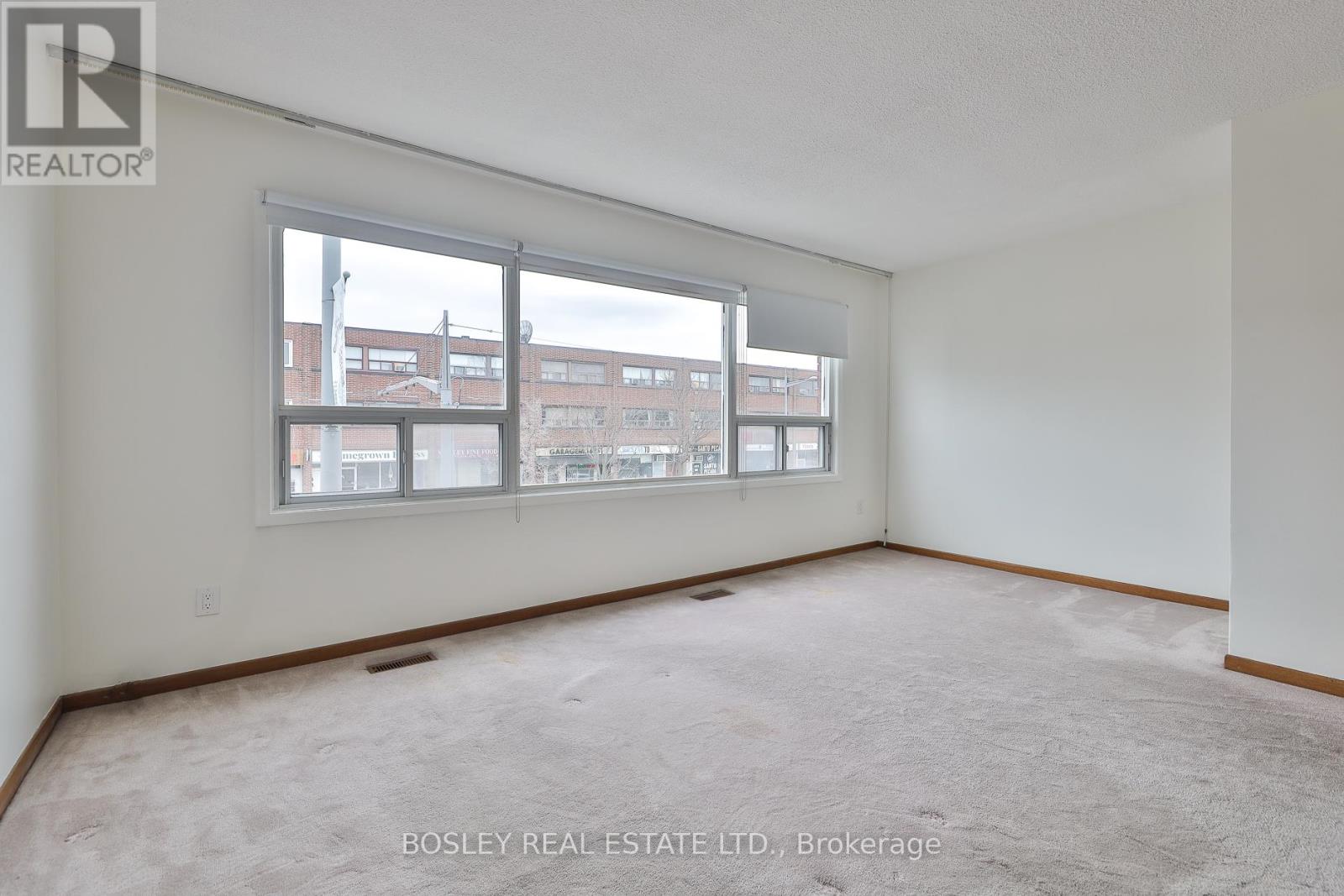 1674 St Clair Avenue W, Toronto, Ontario  M6N 1H8 - Photo 24 - W12968138