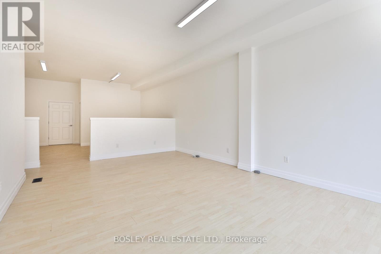 1674 St Clair Avenue W, Toronto, Ontario  M6N 1H8 - Photo 5 - W12968138