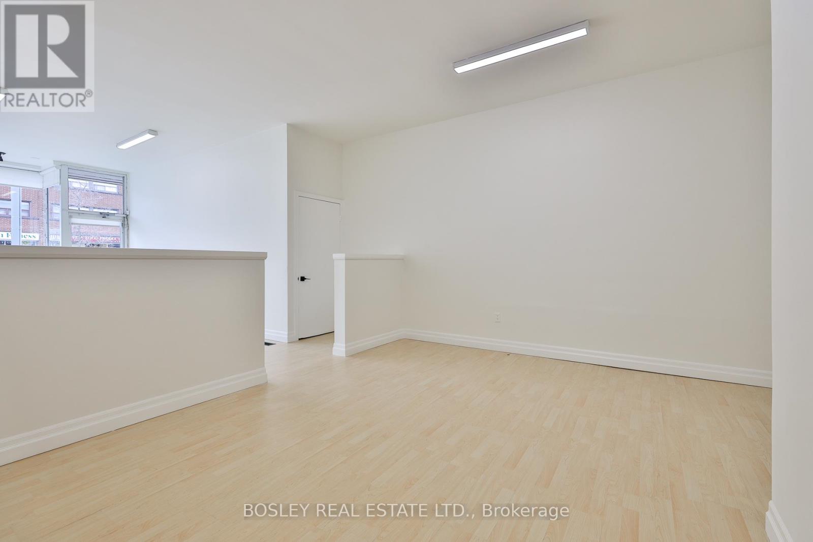 1674 St Clair Avenue W, Toronto, Ontario  M6N 1H8 - Photo 8 - W12968138