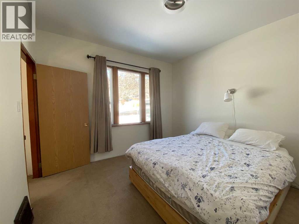 20601 25 Avenue, Bellevue, Alberta  T0K 0C0 - Photo 13 - A2295487