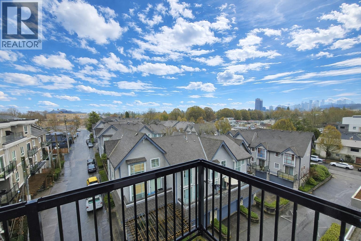 2551 Kingsway, Vancouver, British Columbia  V5R 5H3 - Photo 3 - C8077620