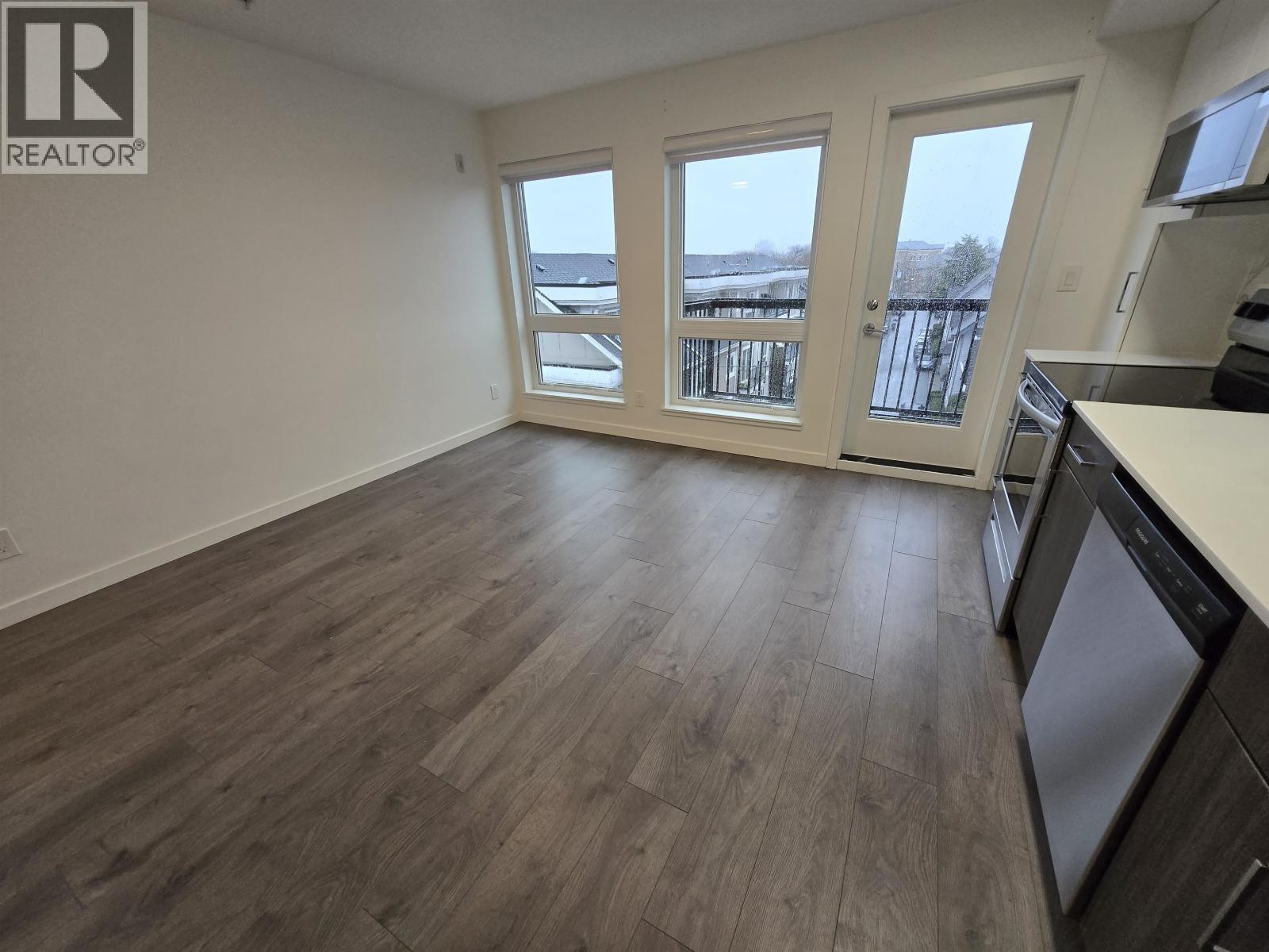 2551 Kingsway, Vancouver, British Columbia  V5R 5H3 - Photo 7 - C8077620