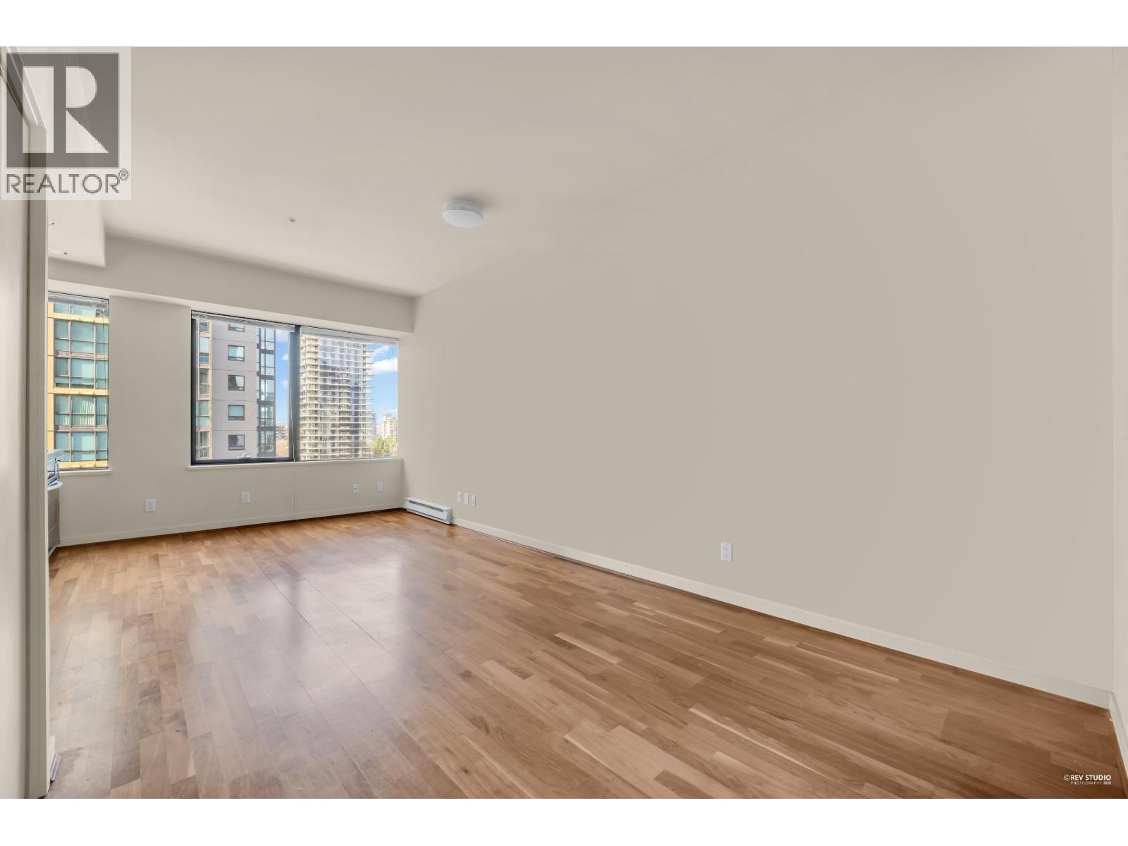 1113 1333 W Georgia Street, Vancouver, British Columbia V6E 4V3 - Photo 3 - R3108038