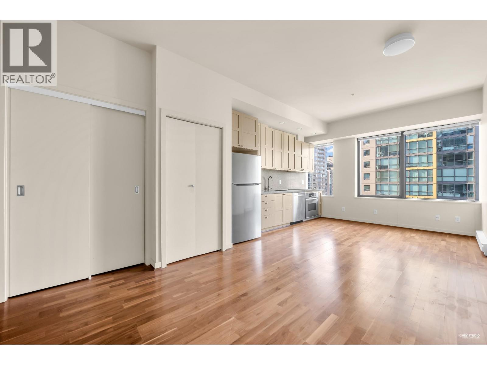 1113 1333 W GEORGIA STREET, Vancouver, British Columbia