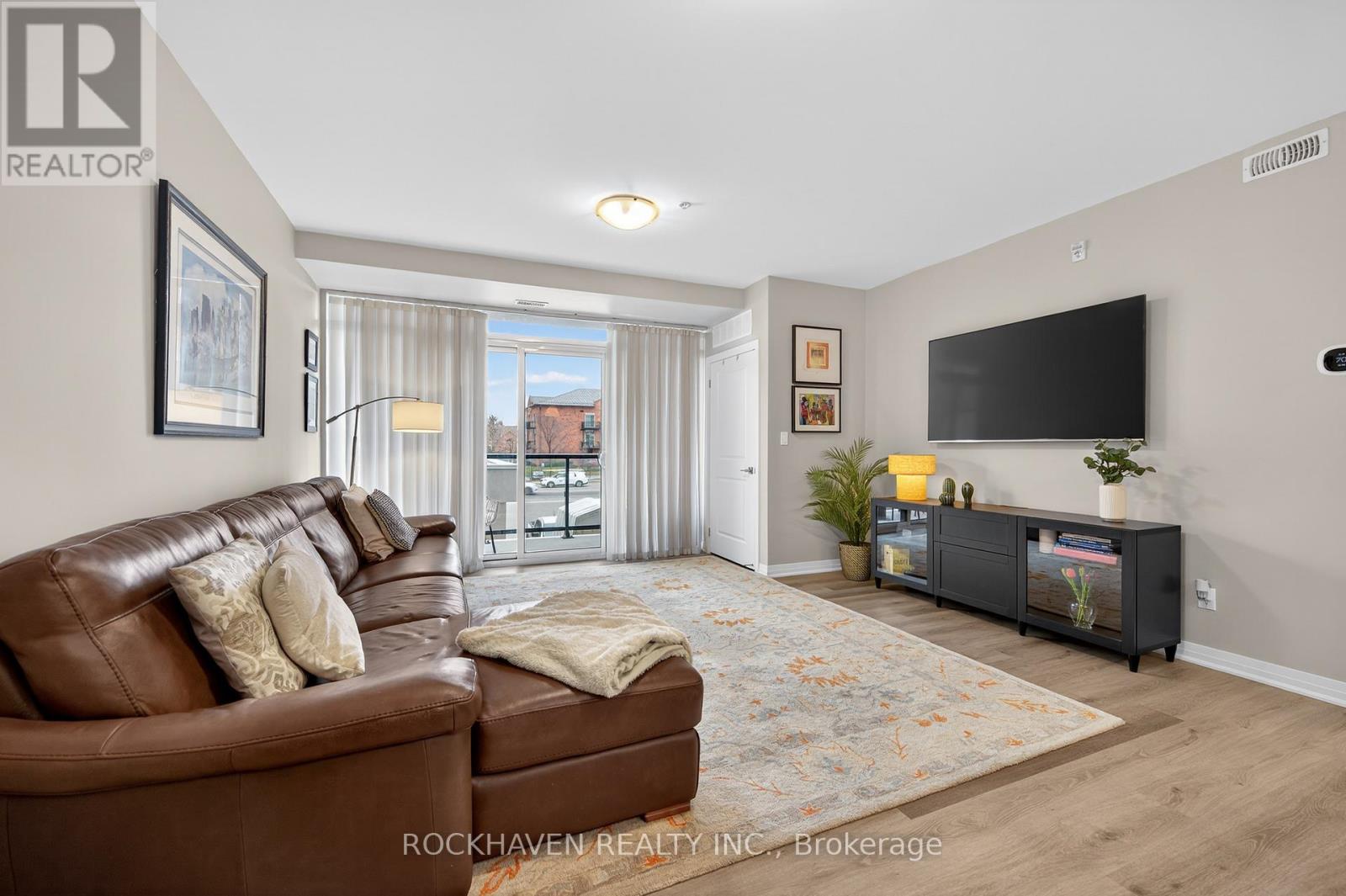 209 - 5 Hamilton Street N, Hamilton, Ontario  L8B 2A4 - Photo 14 - X12968134