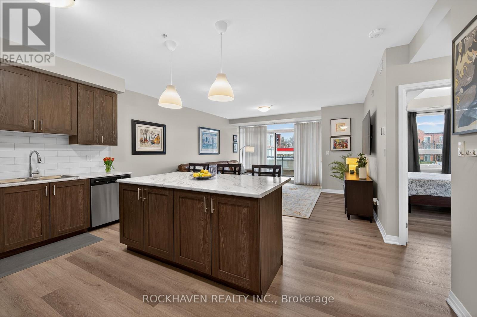 209 - 5 Hamilton Street N, Hamilton, Ontario  L8B 2A4 - Photo 4 - X12968134