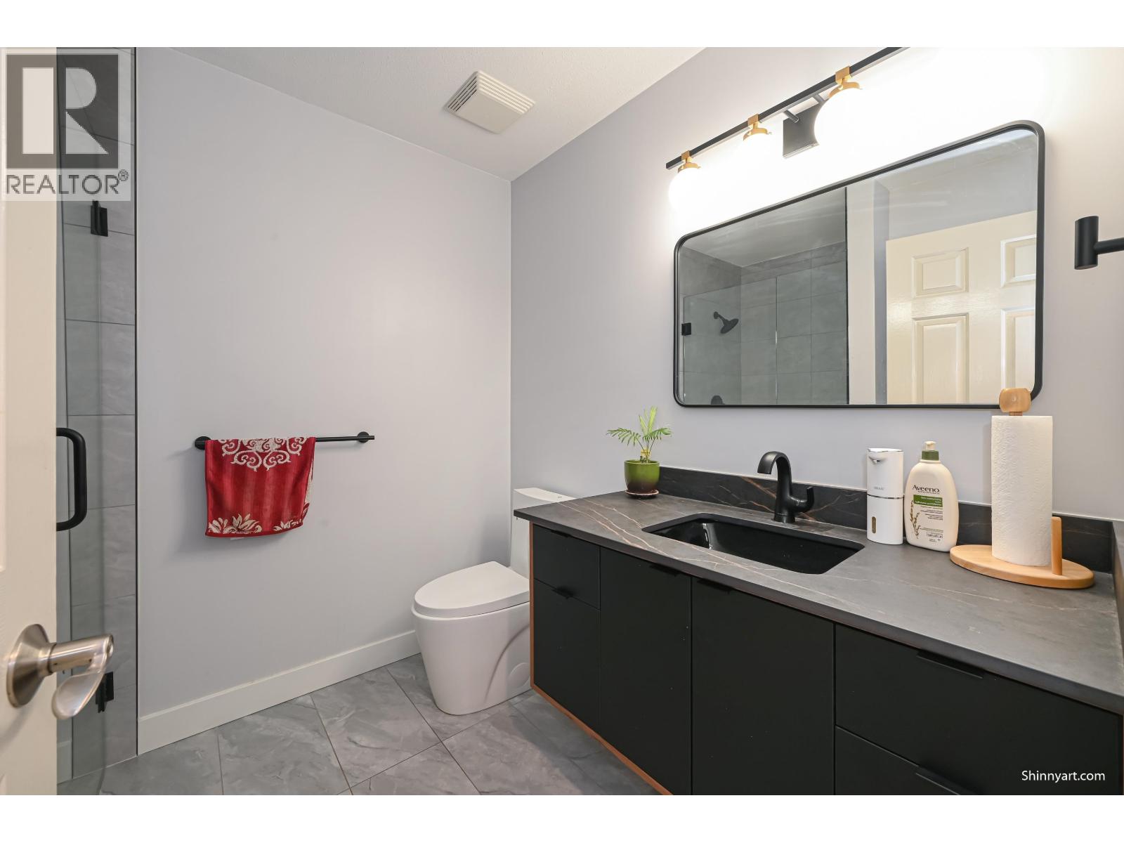 6339 Canada Way, Burnaby, British Columbia  V5E 3P3 - Photo 15 - R3107184