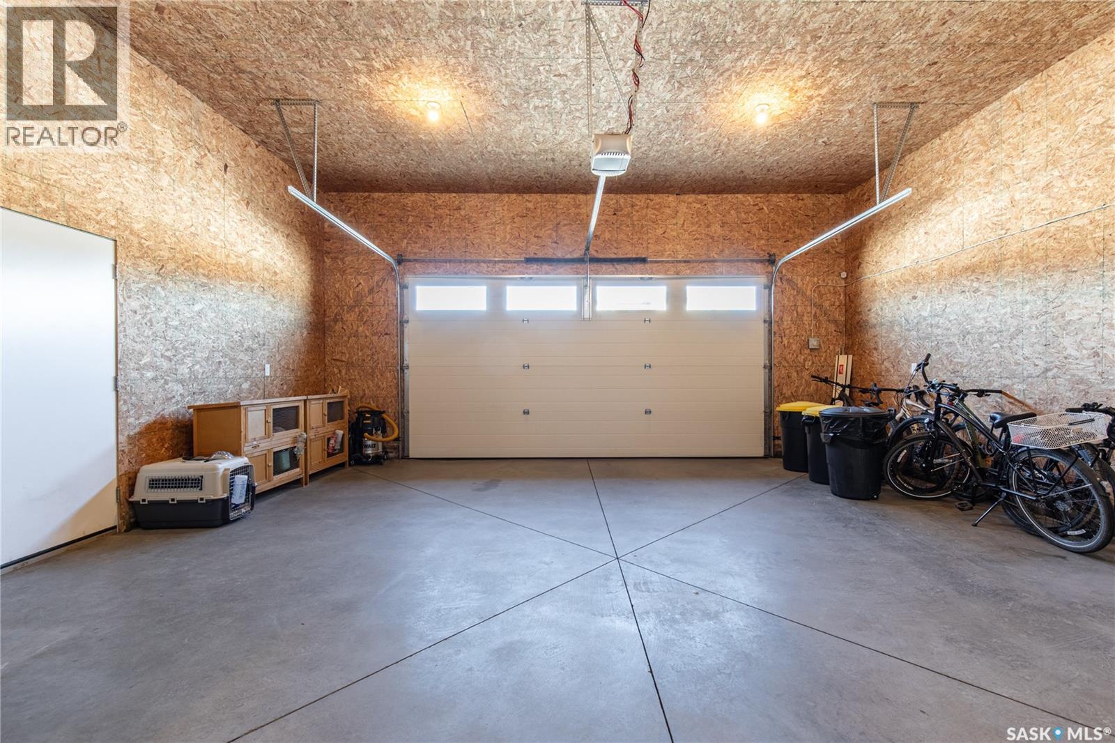 1001 Maplewood Drive, Moose Jaw, Saskatchewan  S6J 0E4 - Photo 38 - SK032308