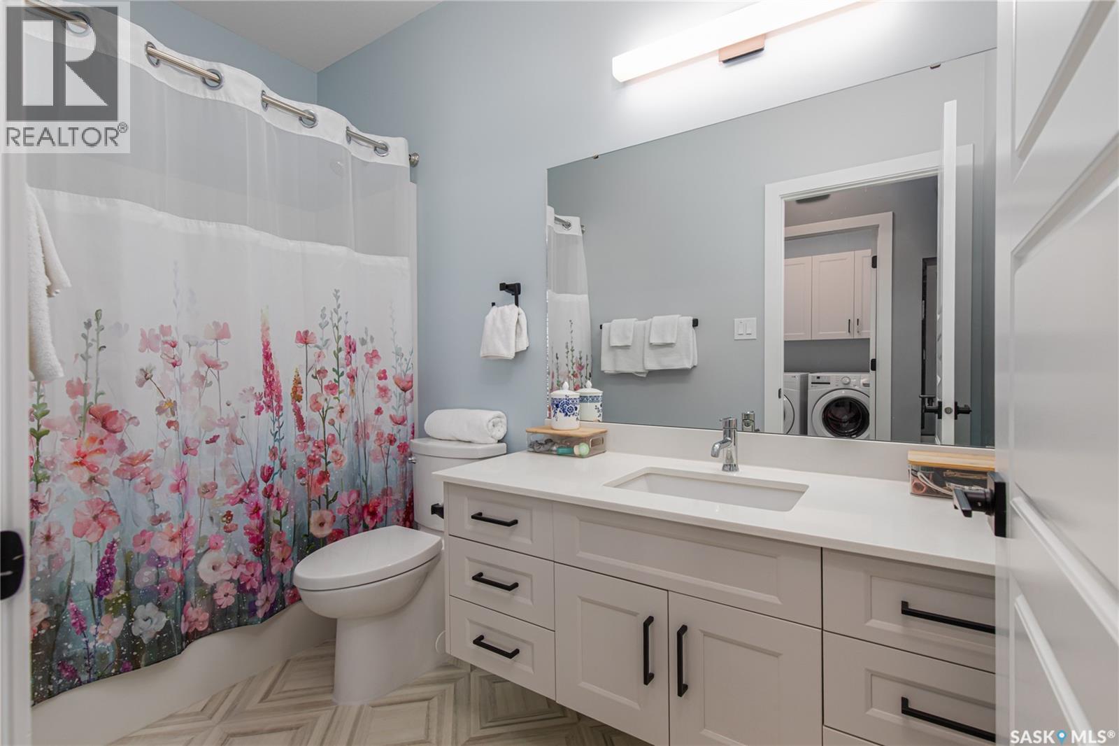 1001 Maplewood Drive, Moose Jaw, Saskatchewan  S6J 0E4 - Photo 8 - SK032308