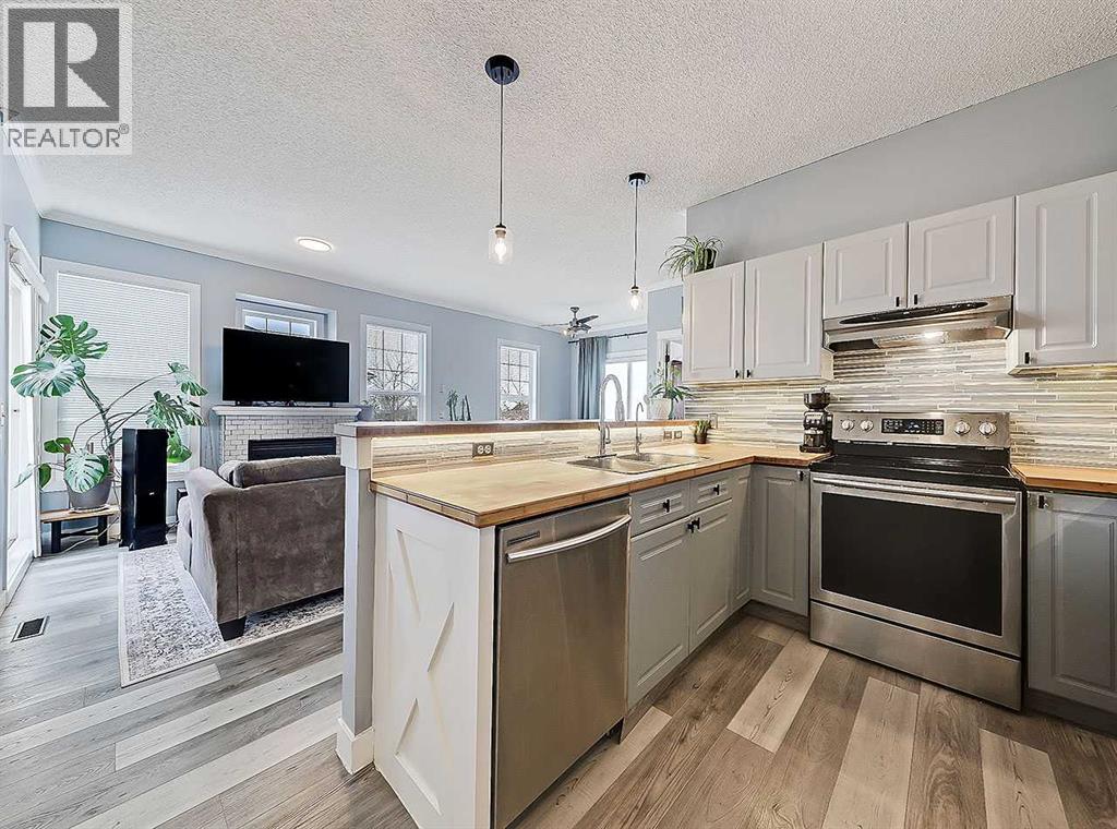 104 Prestwick Gardens SE, Calgary, Alberta  T2Z 3V4 - Photo 6 - A2299381