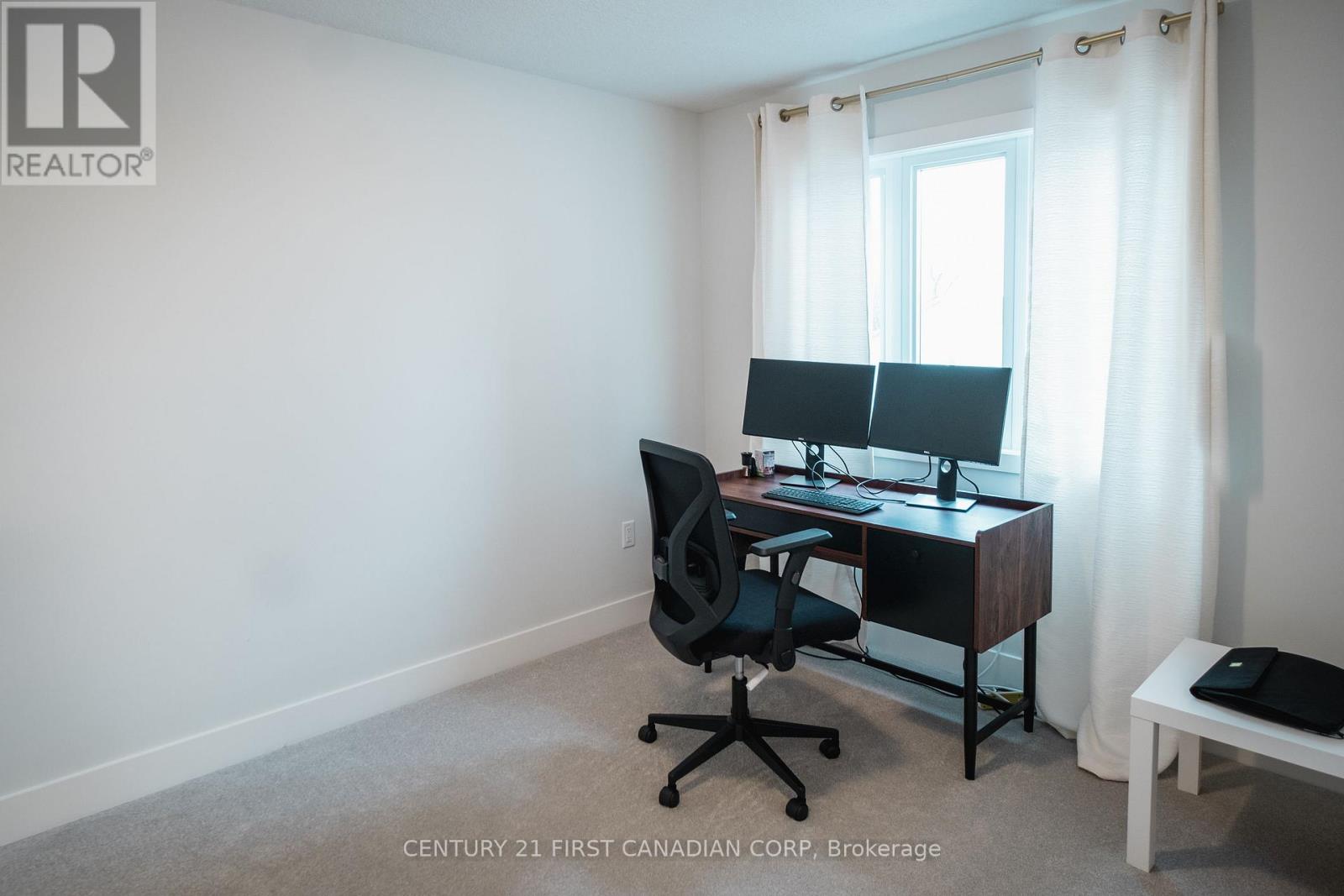 36 - 925 Deveron Crescent, London South, Ontario  N5Z 5C5 - Photo 25 - X12898426