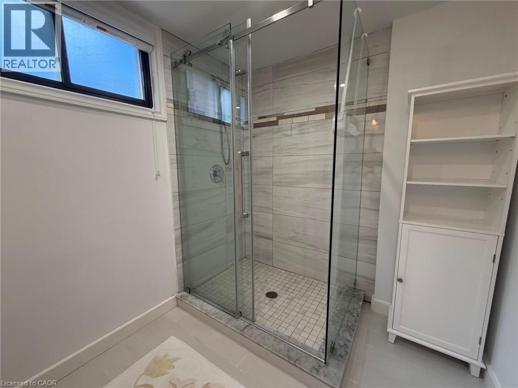 84 Juniper Drive Unit# Bsmt, Stoney Creek, Ontario  L8E 4G6 - Photo 11 - 40816774