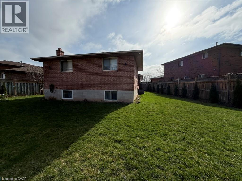 84 Juniper Drive Unit# Bsmt, Stoney Creek, Ontario  L8E 4G6 - Photo 26 - 40816774