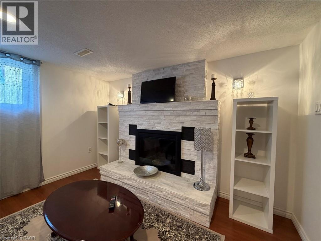 84 Juniper Drive Unit# Bsmt, Stoney Creek, Ontario  L8E 4G6 - Photo 8 - 40816774