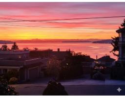 1232 FOSTER STREET, White Rock, British Columbia