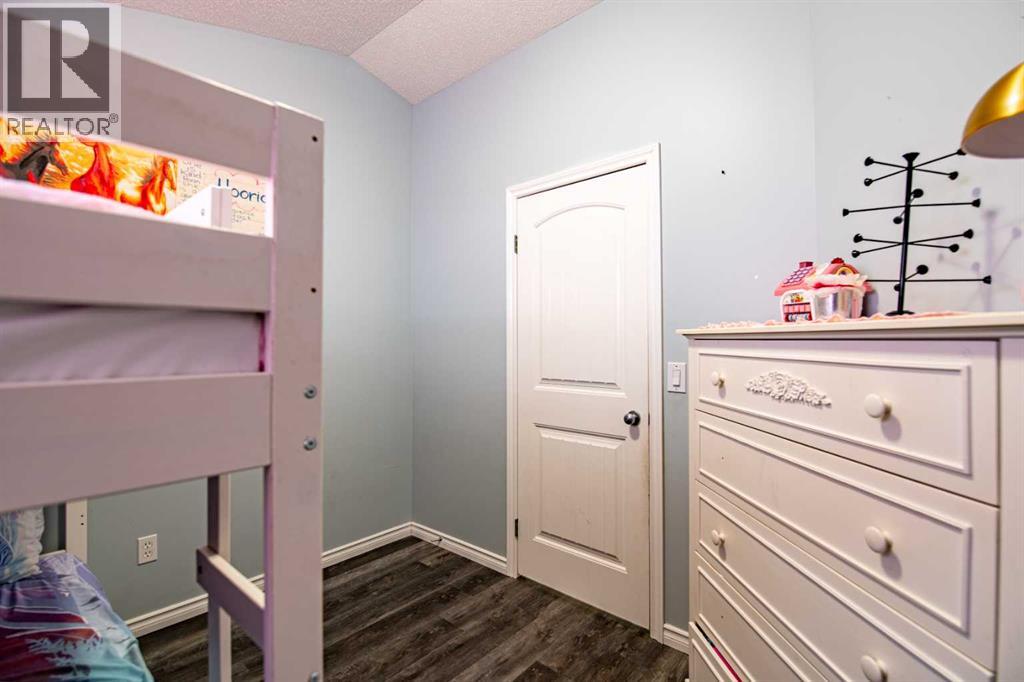 42 Johns Street, Red Deer, Alberta  T4P 4C8 - Photo 25 - A2292356