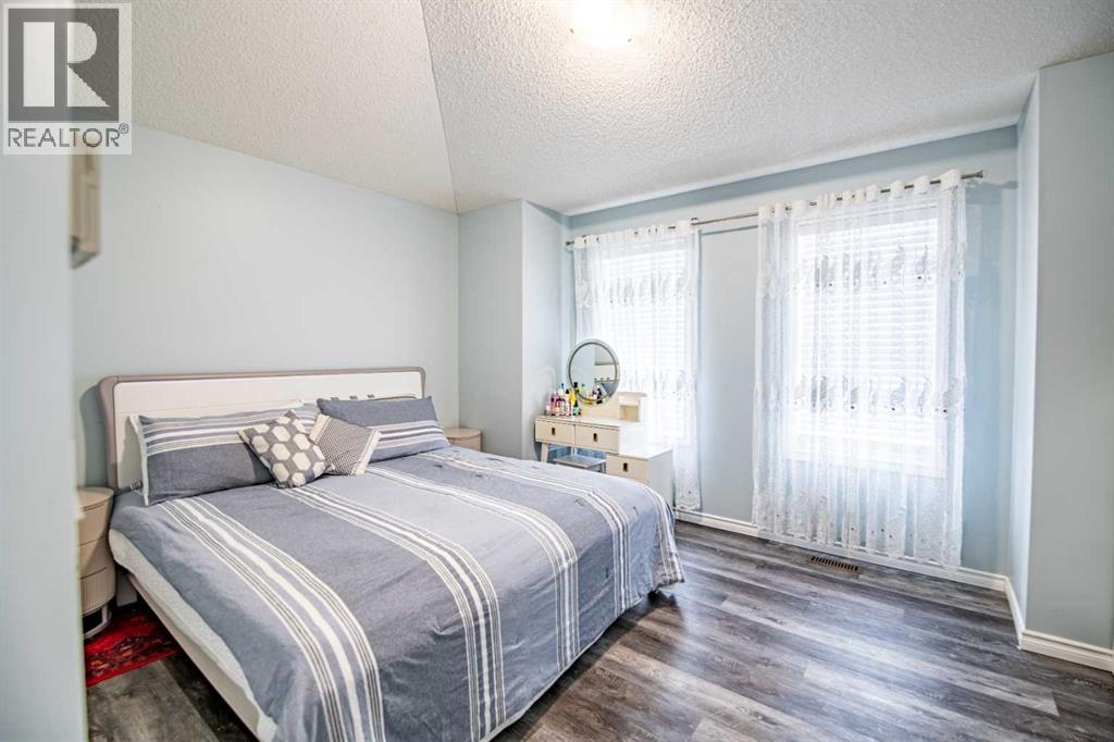 42 Johns Street, Red Deer, Alberta  T4P 4C8 - Photo 18 - A2292356